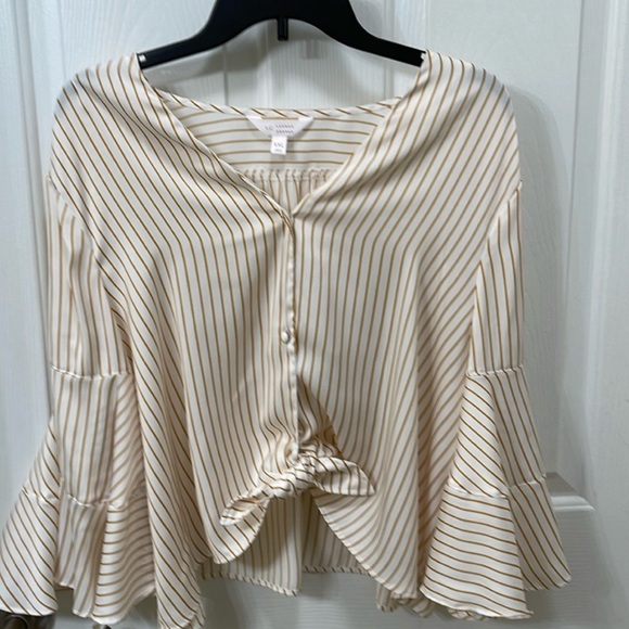 2 ** LC Lauren Conrad Blouse - Picture 6 of 8